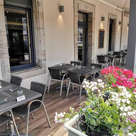 Hotel Le Pont Neuf Saint-Affrique Dış mekan fotoğraf