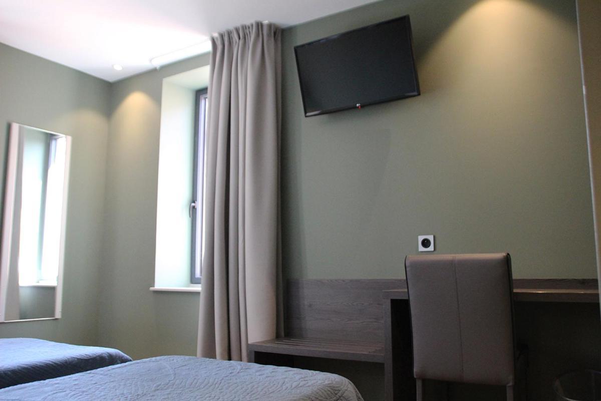 Hotel Le Pont Neuf Saint-Affrique Dış mekan fotoğraf