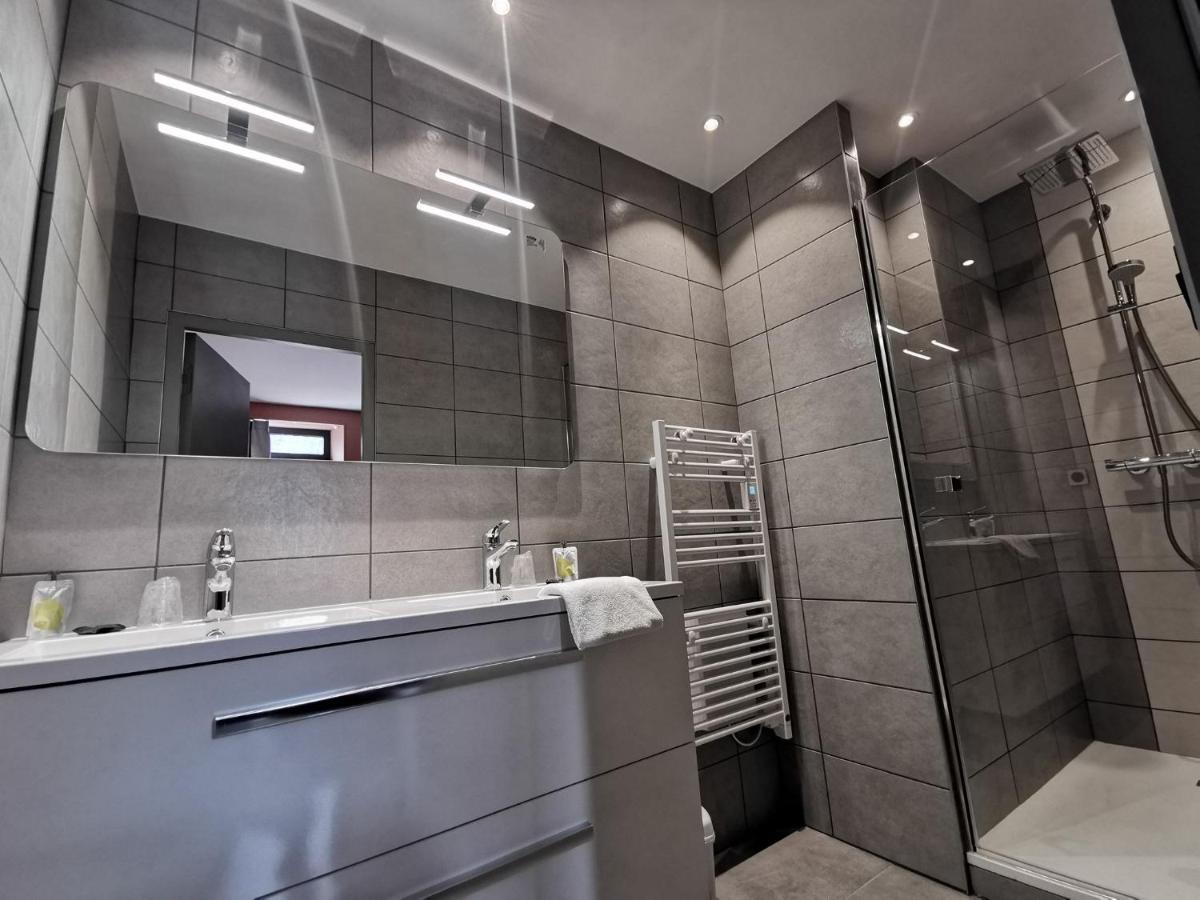 Hotel Le Pont Neuf Saint-Affrique Dış mekan fotoğraf