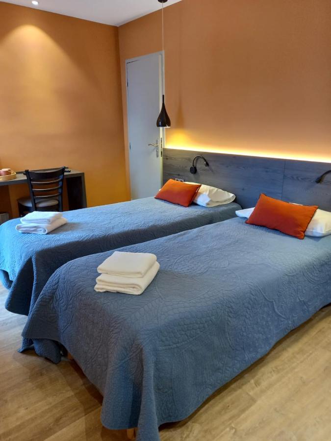 Hotel Le Pont Neuf Saint-Affrique Dış mekan fotoğraf